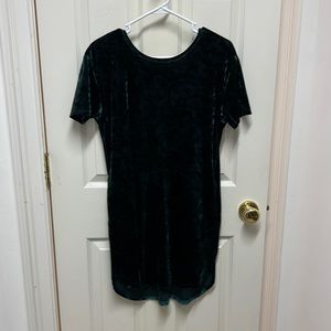 Zsupply crushed velvet green dress. Mid length. Short sleeve.